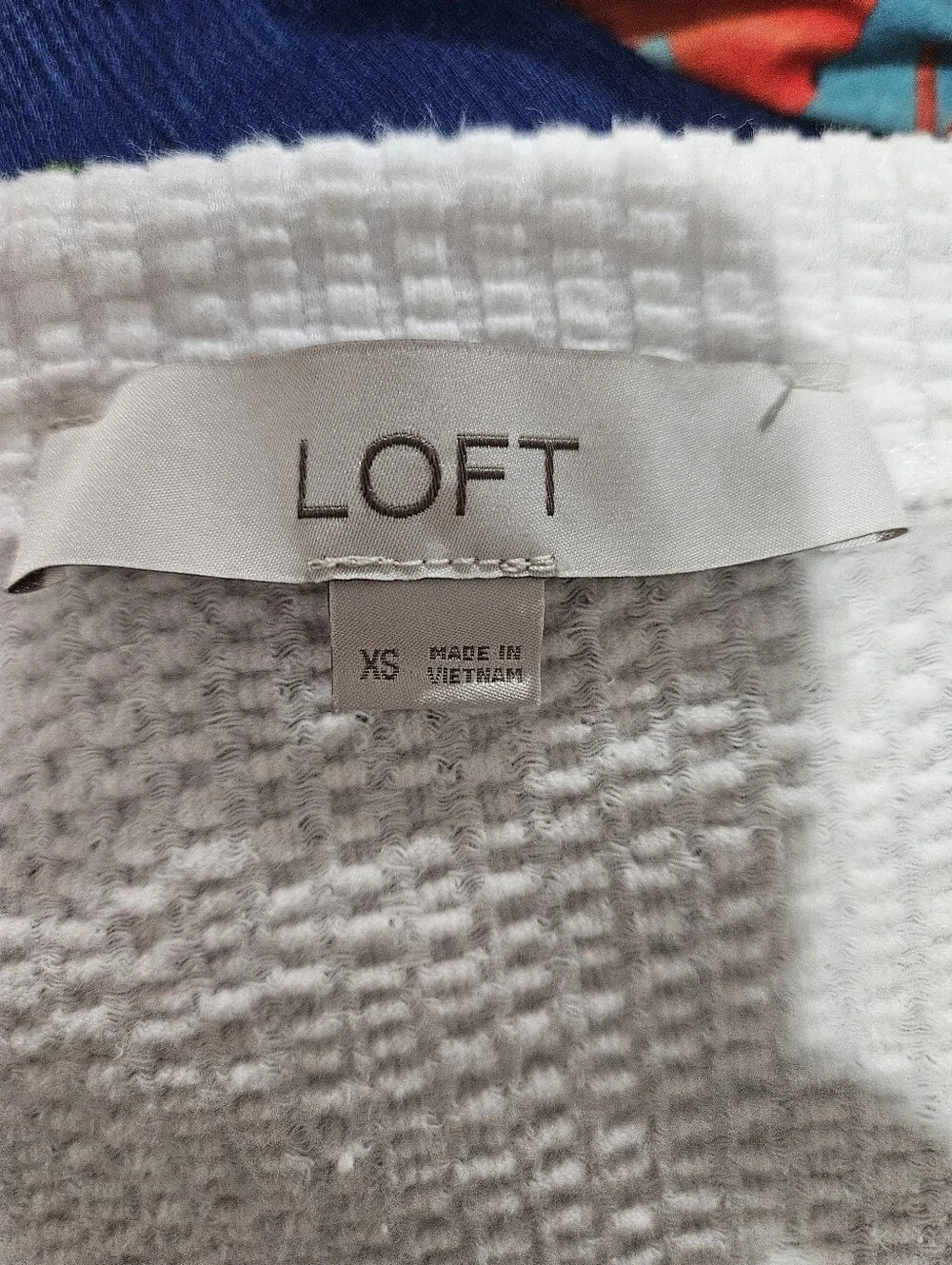 Loft XS White Tie-Front Waffle-Knit Puff Short Sleeve Top